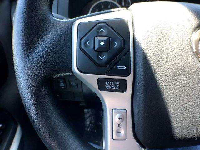 2017 Toyota Tundra SR5 5.7L V8 w/FFV